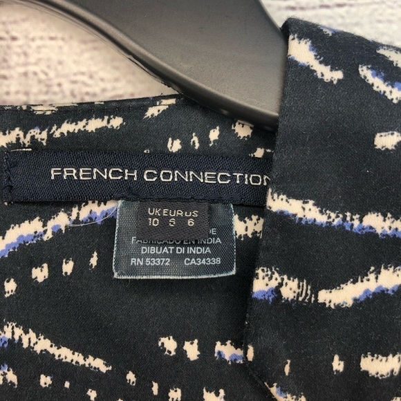 French Connection Tapir Wave Fitted Pencil Dress Sz 6 - Picture 7 of 8